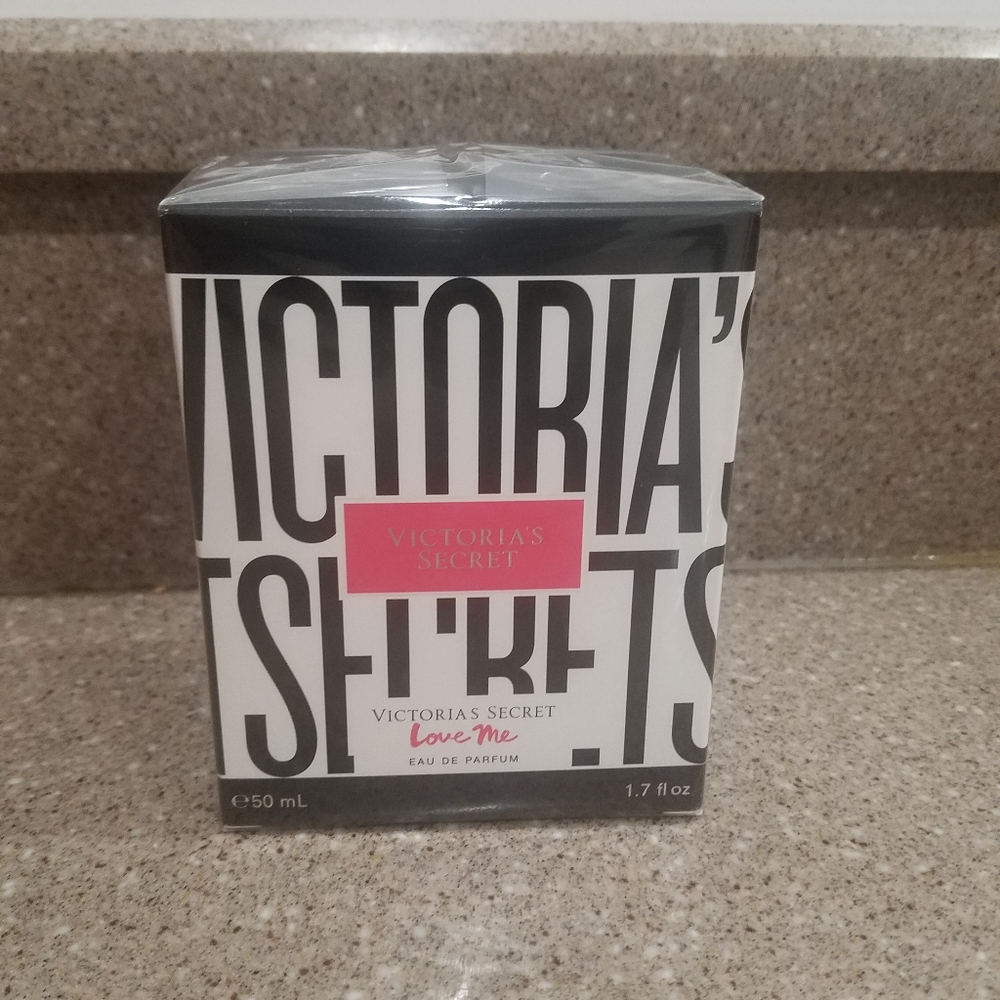 Victoria's Secret Love Me